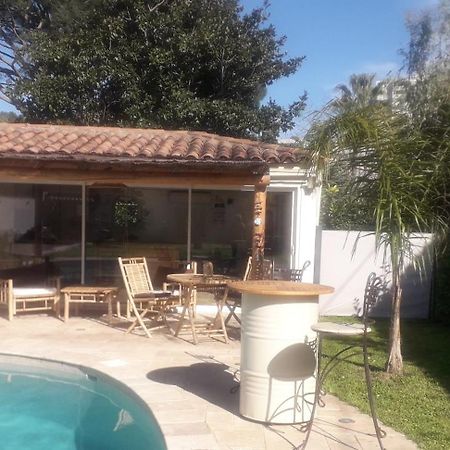Logement Independant Au Calme Proche Toutes Commodites Et Transports ル·カネ エクステリア 写真
